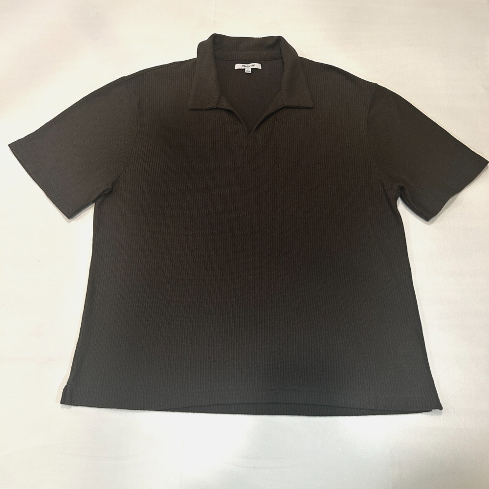 Madewell Men’s Medium Dark Gray Pique Knit Polo Shirt.